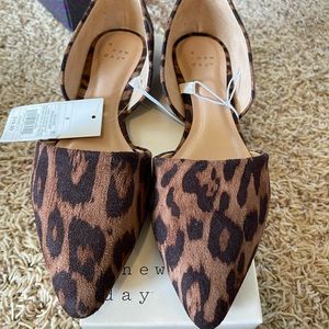 Leopard flats